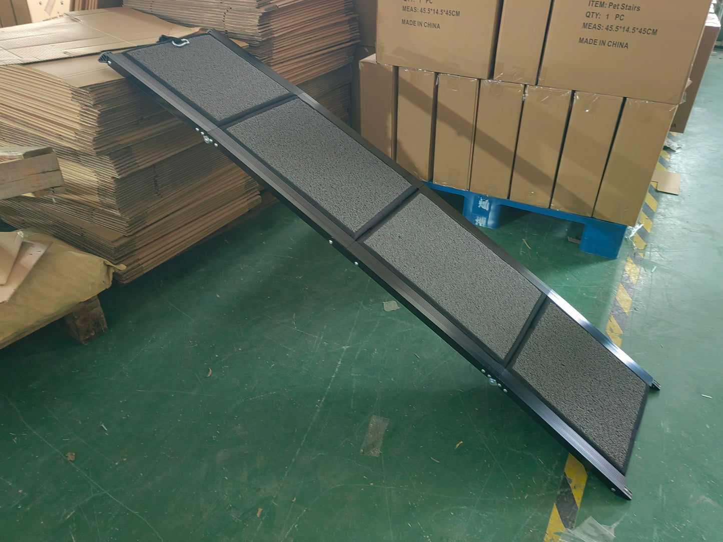 Foldable Felt Dog Car Ramp | Portable Non-Slip Pet Ladder for SUVs, Trucks & Indoor Use