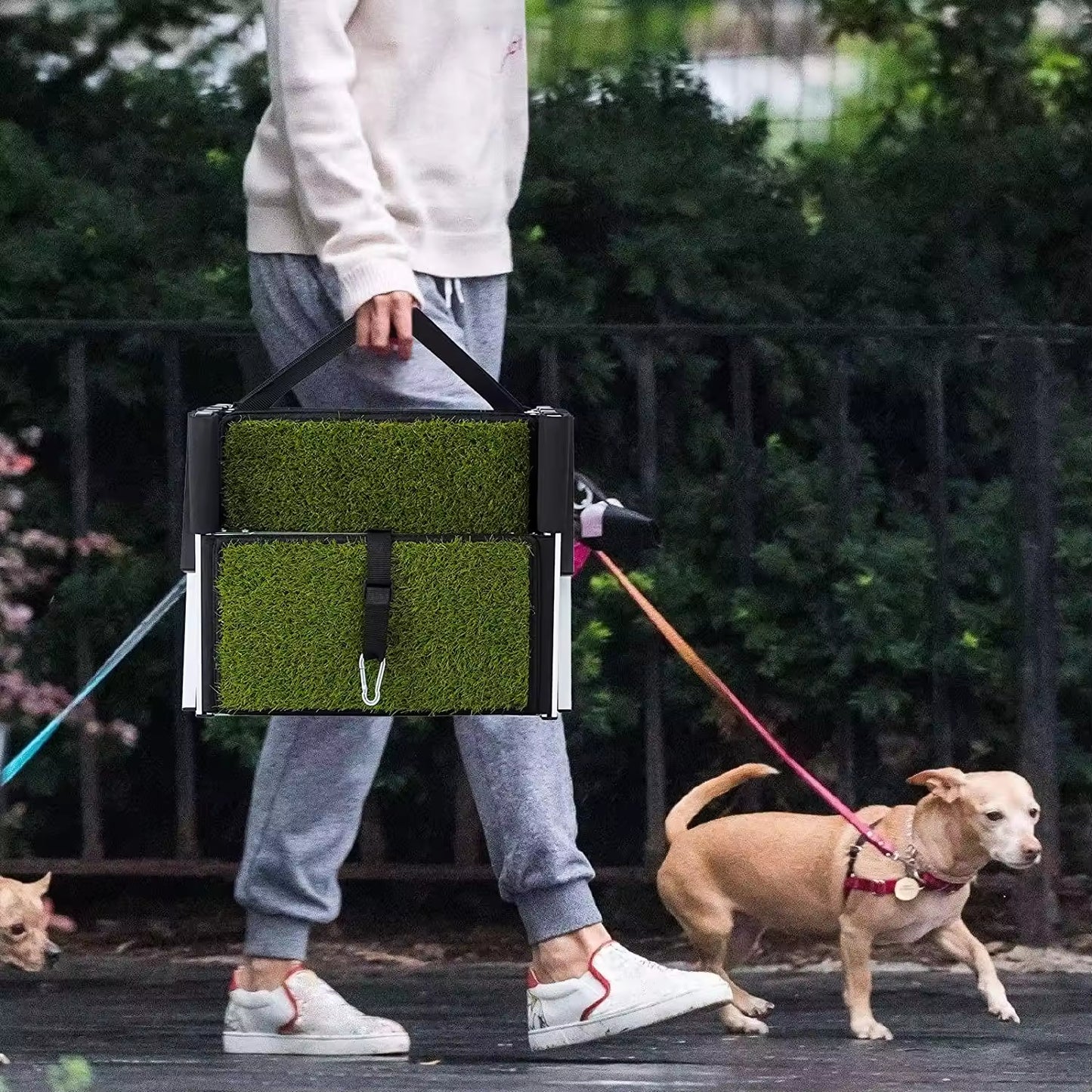 Heavy-Duty Outdoor Pet Ladder | Non-Slip Artificial Grass Stairs for Cars, Trucks & SUVs | Foldable, Portable & Sturdy Dog Ramp