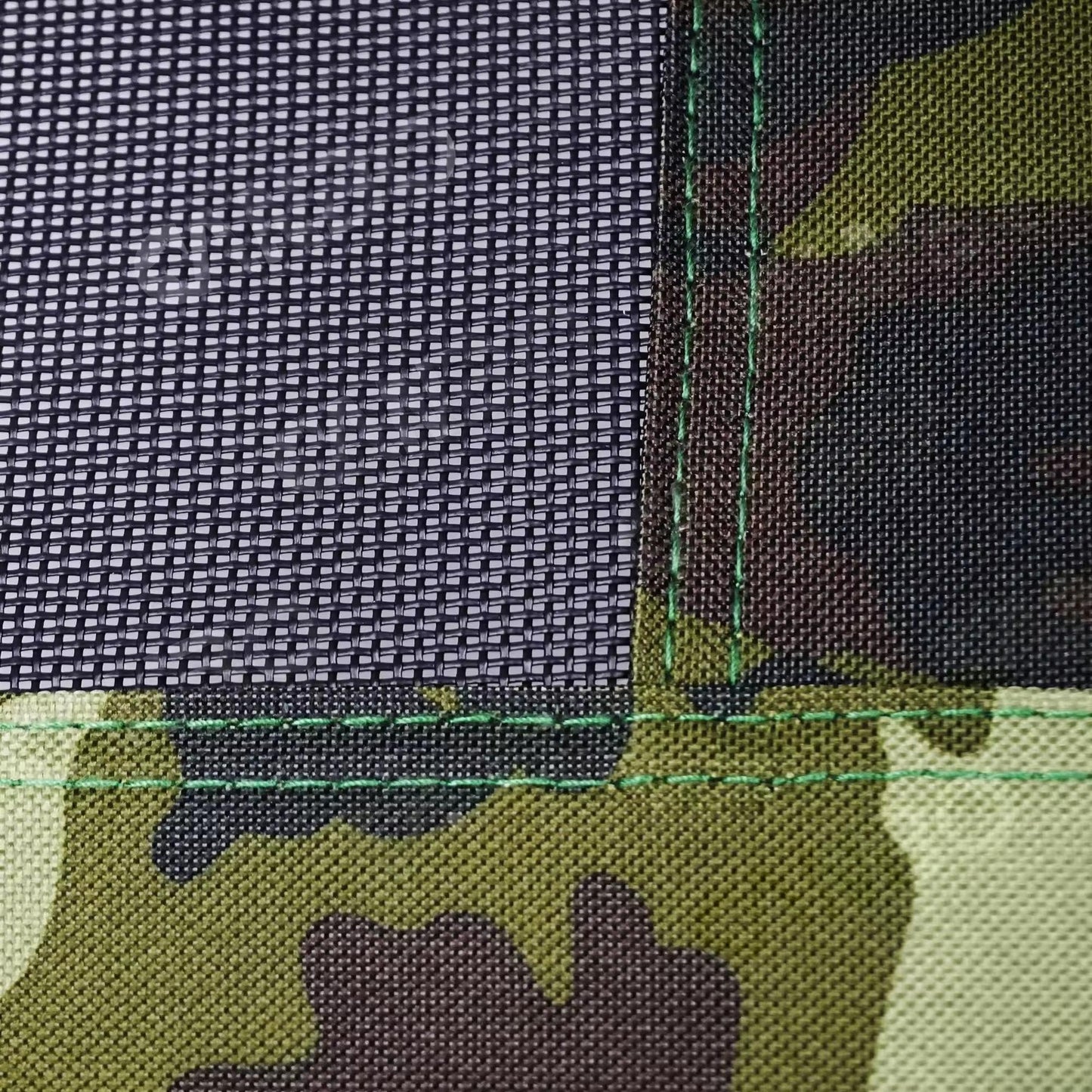 Camouflage Outdoor Elevated Dog Bed – Portable Breathable Pet Cot for Medium & Large Dogs
